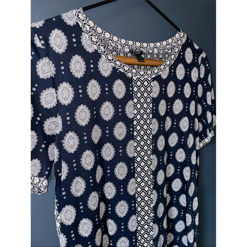 J. Crew Navy & White Geometric Patterned Short Sleeve Silky Cotton Blouse Top